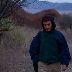 Gael Garcia Bernal at the US / Mexico border (photo by Marc Silver)