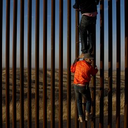 Producer and director at the US / Mexico border